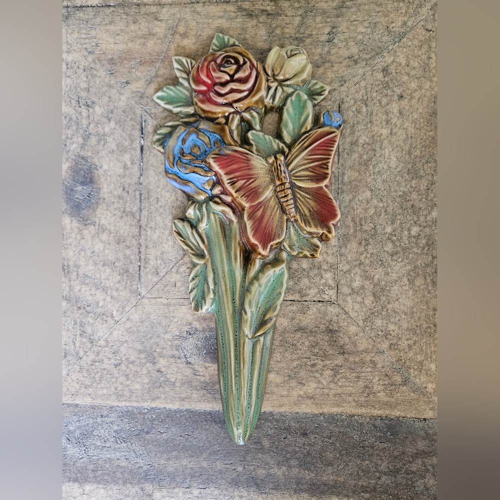 Butterfly 🦋 Floral Decoration! - Picture 8 of 8